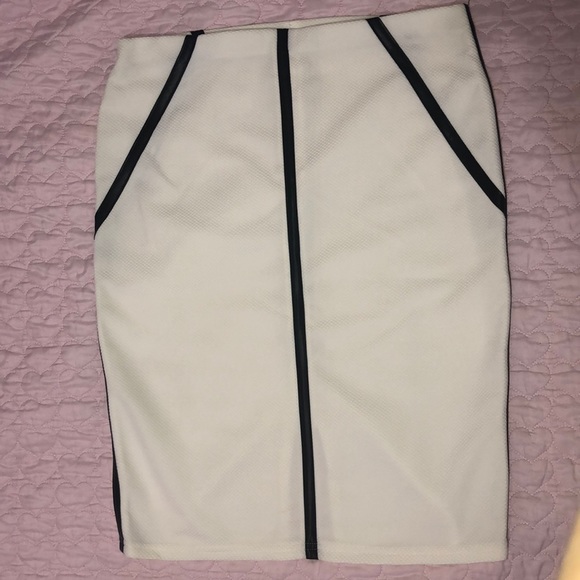 Valia Dresses & Skirts - Pencil skirt